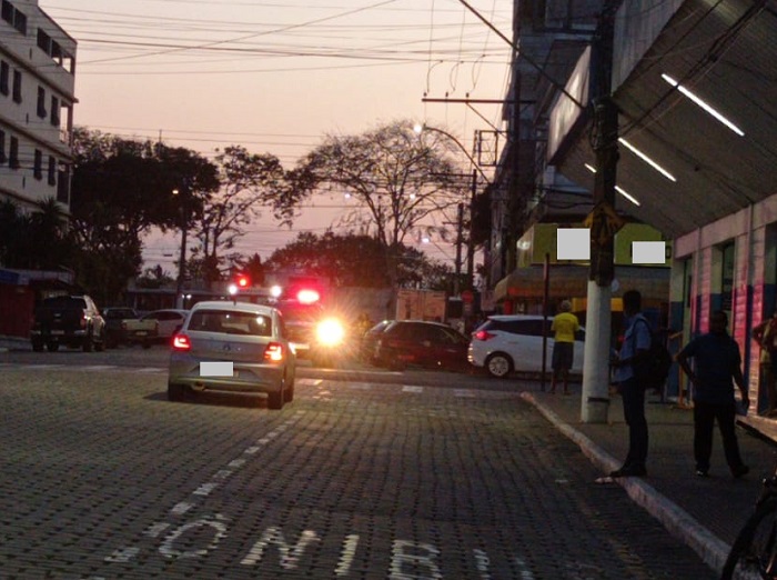 Adolescente baleado no Araçá e jovem esfaqueado no Centro de Linhares
