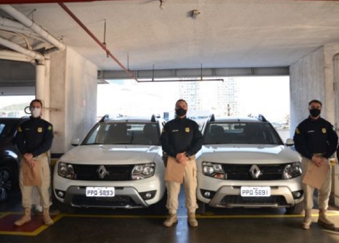 Ministério do Trabalho doa 4 veículos Renault para a PRF