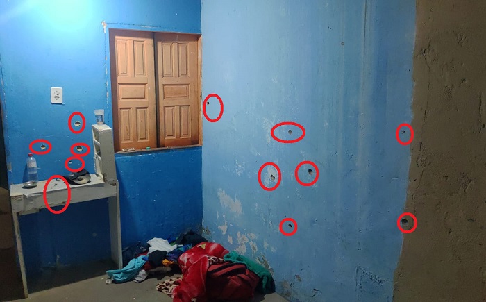 Muitos tiros, correria e parede de casa marcada por criminosos no Interlagos