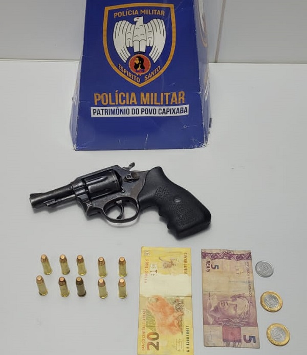 Adolescente é abordado com “treisoitão” na cintura perto do Beco da Junal