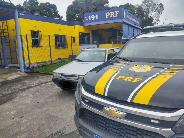Uno roubado em 2011 é recuperado pela PRF de Linhares