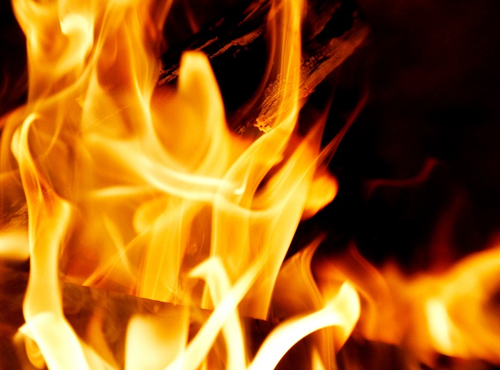 Incêndio apontado como criminoso leva medo no Pontal do Ipiranga