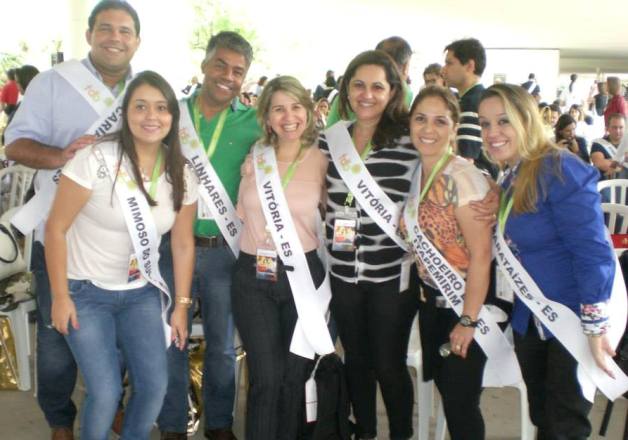 Dentistas de Linhares participam do 