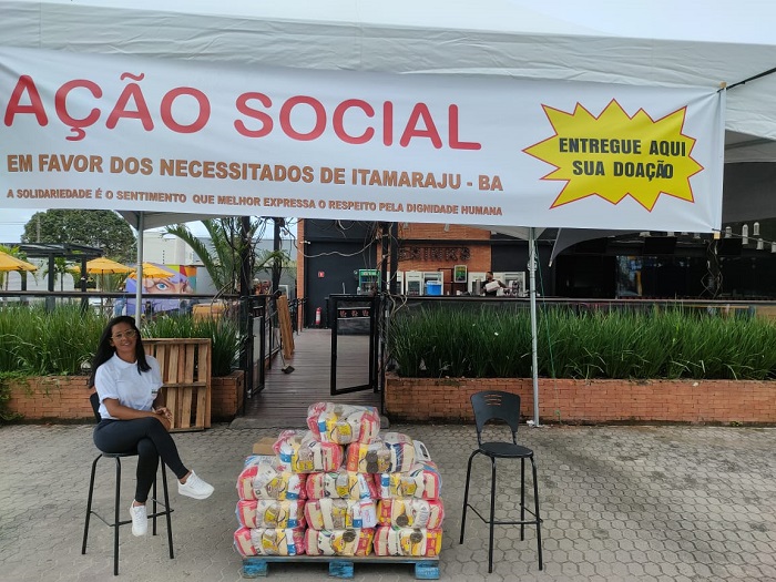 Linharenses arrecadam alimentos para Itamaraju, devastado pela chuva