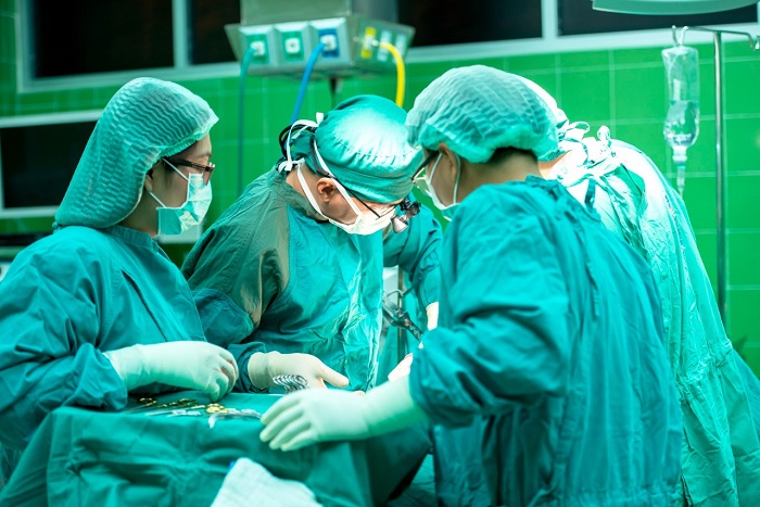 Cirurgia complexa e sem transfusão de sangue é realizada com êxito em hospital do ES