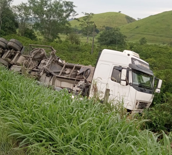 Acidentes na BR-101: Ocorrência em Guaçuí e em Mimoso do Sul. 2 vítimas fatais