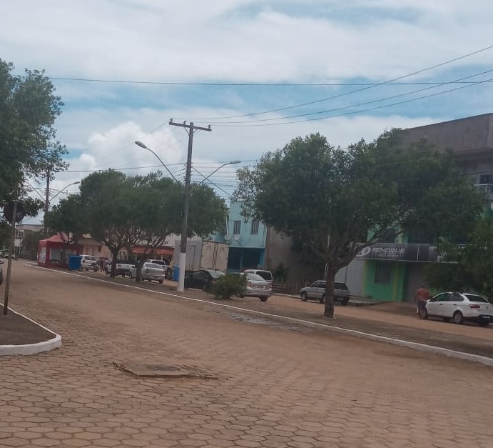 Pontal: 3 jovens detidos com droga em Gol abordado na entrada do balneário