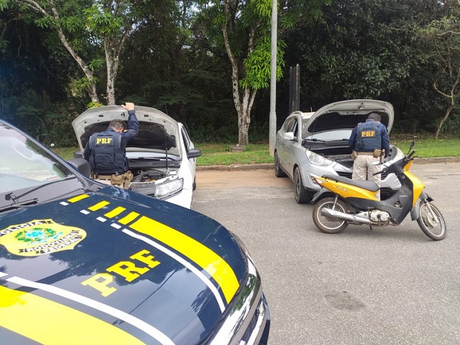 PRF: Renault Sandero, Hyunday IX35 e Biz roubados são apreendidos na BR-101