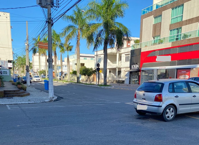 “Aqui falta água desde domingo”, diz leitora sobre anúncio do Saae Linhares