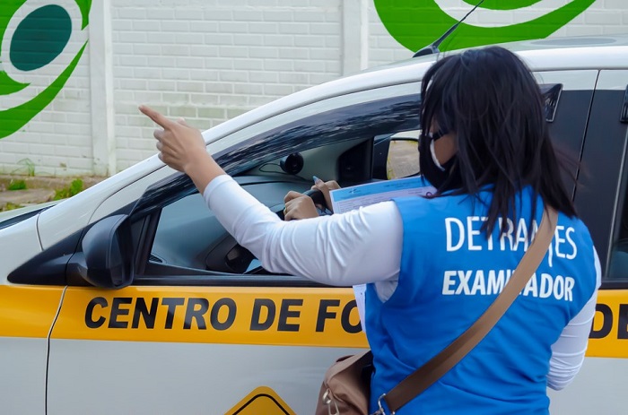 Detran| vai parcelar taxas de serviços de Habilitação 