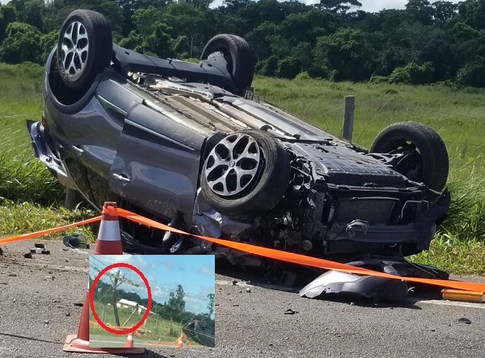 Motorista perde controle e Carro capotado na Estrada do Pontal. Ela perdeu o controle da direção