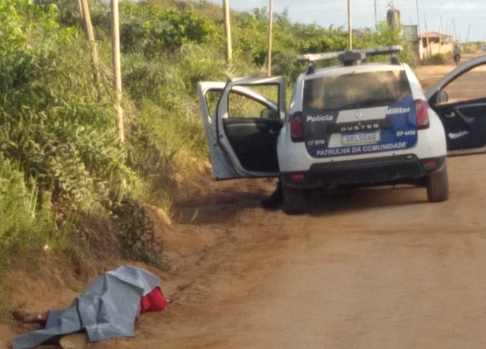 SML Linhares: Rabecão busca c0rpo de vítima que seria vendedor de picolé