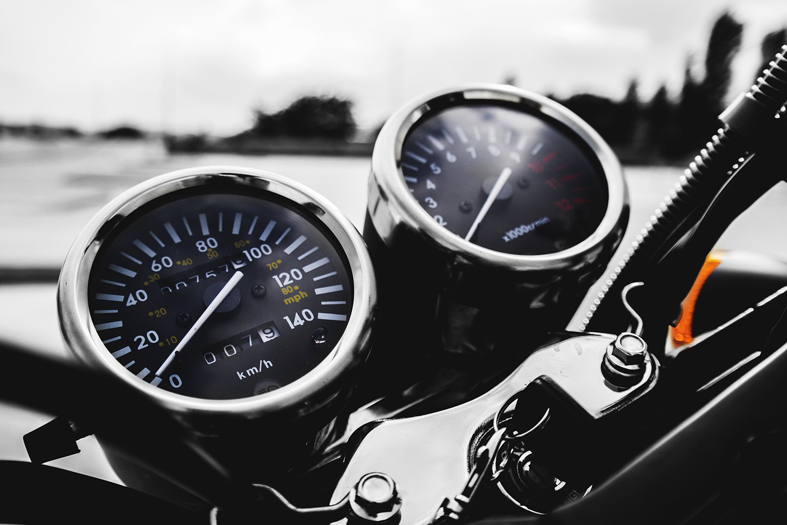 Aluno impedido de fazer prova prática de motocicleta será indenizado