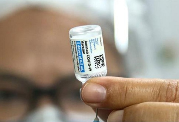 Justiça suspende lei de Vitória que liberava comprovante de vacina contra a Covid-19
