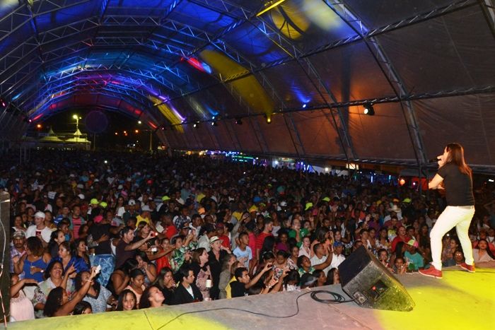 Forró Pontal 2014:Sucesso total e sem registro de violência durante arrasta-pé em Pontal do Ipiranga