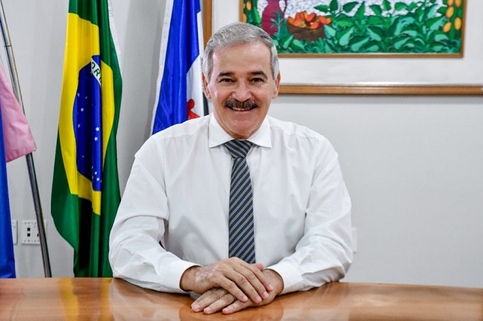 Zanon deixa a Prefeitura de Linhares, vice assume