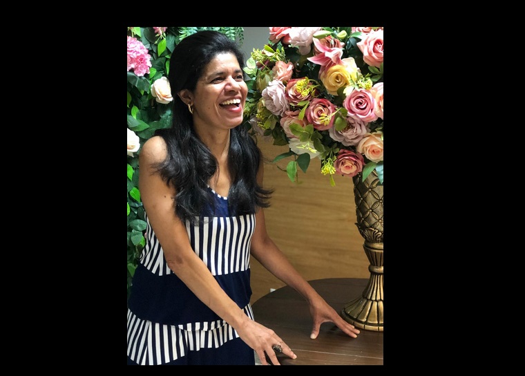 Apaga-se o sorriso de Lorene Felix Costa
