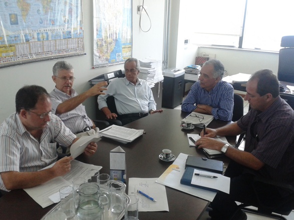 Reunião em Vitória inicia mudanças para o setor do mamão 