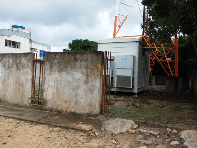 Pontal: morador reclama de operadora de telefonia celular