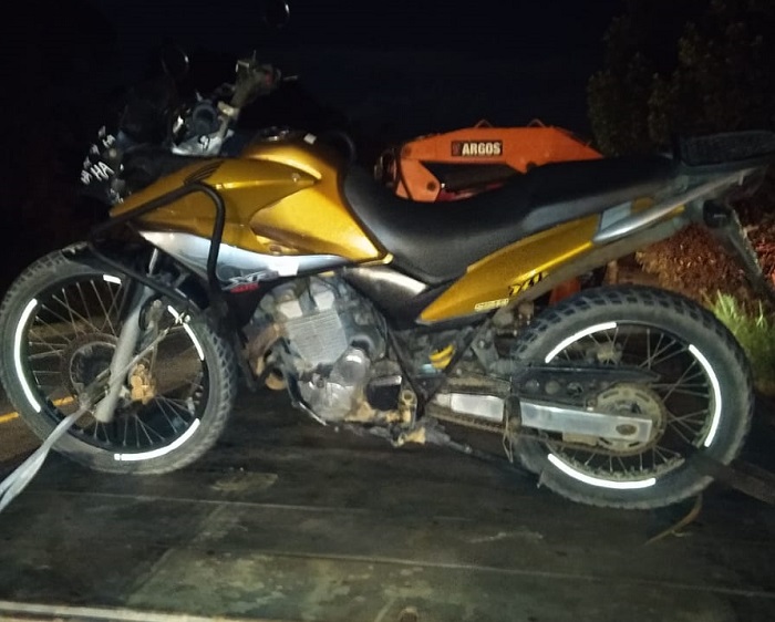 Bandidos trocam tiros com a PM após assalto com agressão na BR-101, em Linhares