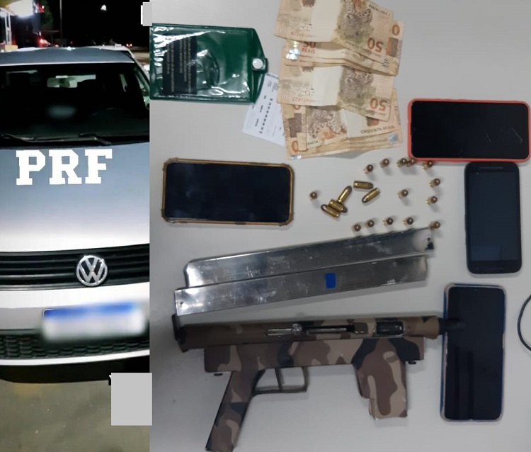 Mulheres de Linhares e motorista de carro de aplicativo presos em Sooretama