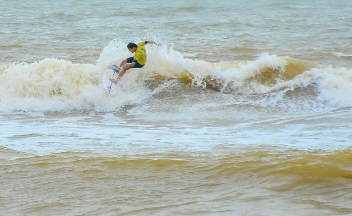 Condições climáticas adia circuito ecológico de surfe do Pontal do Ipiranga