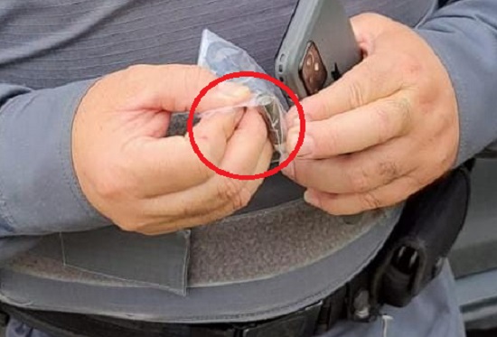 Munição é encontrada no jardim de condomínio em Linhares