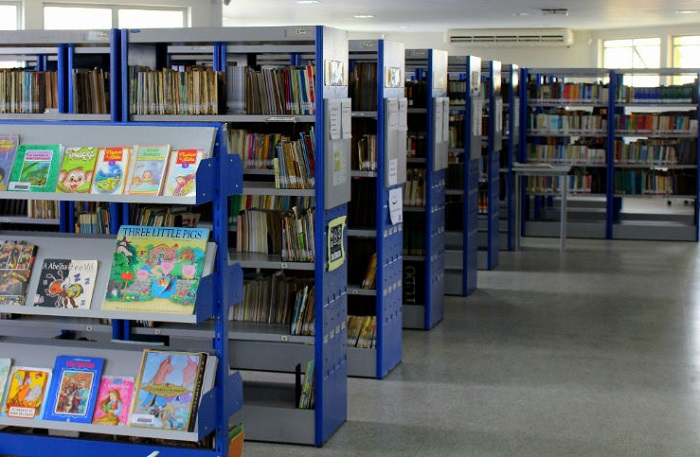 Atendimento suspenso na Biblioteca Pública de Linhares durante inventário de acervo