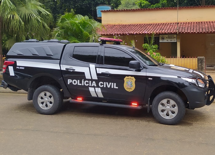 Débora é presa pela Polícia Civil em Rio Bananal