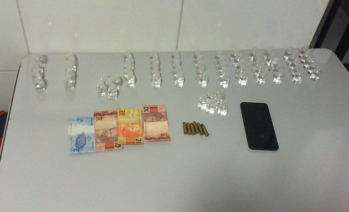 Juiz manda para a PRL jovem preso pela PM com munições e lança perfume
