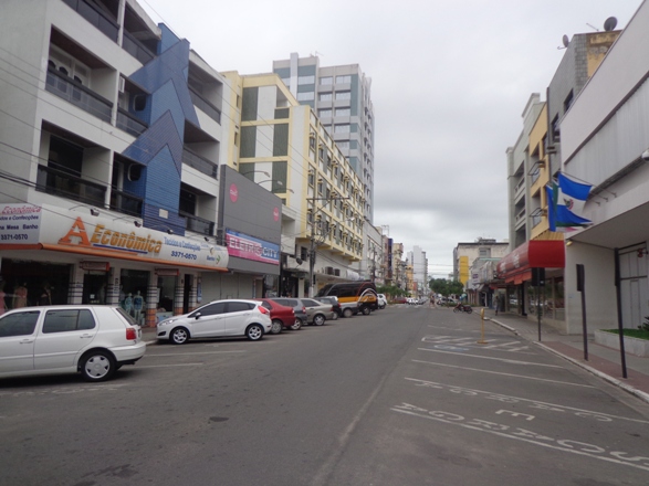 Finados: confira o que funciona no comércio da cidade