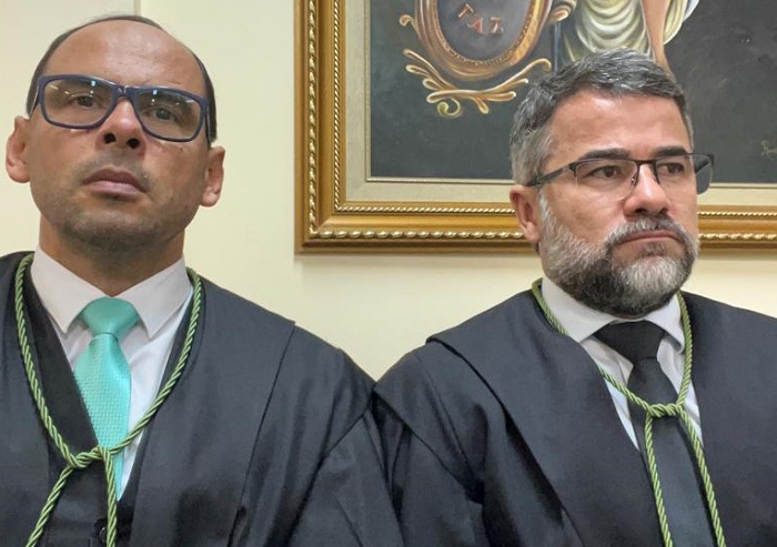 Defesa ouve acusação no júri que leva Werlon e Jonatan ao banco dos réus pela morte de Vitinho em Linhares