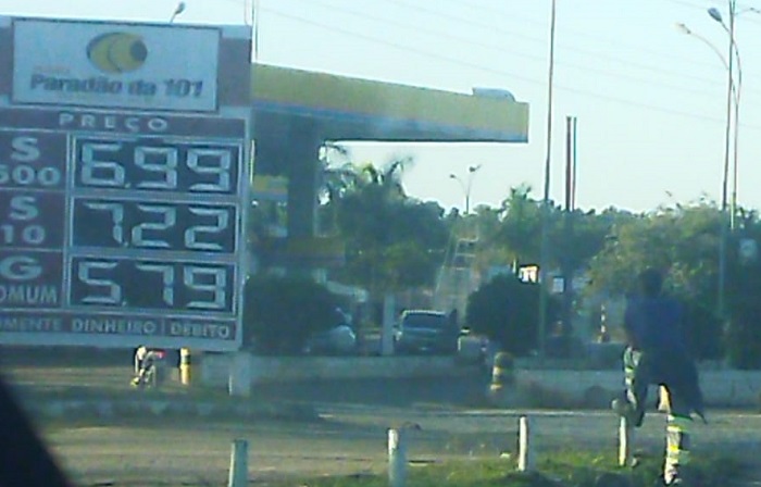 Preço da Gasolina cai pela 5ª semana seguida