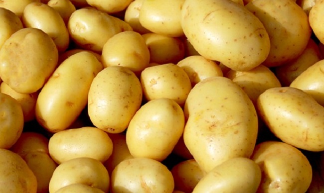 Batata inglesa, maçã e café em pó continuam com preços altos nos supermercados de Linhares