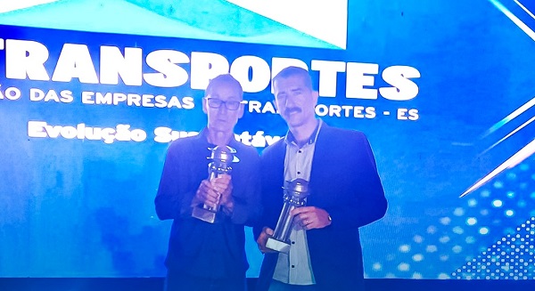 Olha eles! Ademir e Robson são campeões no Prêmio Destaque Trabalhador do Transporte Rodoviário do ES