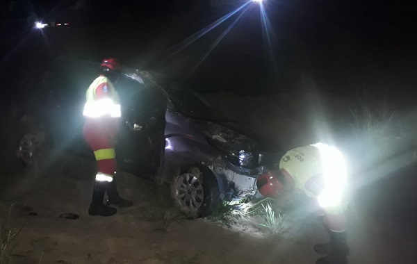 Ocupantes de carro desaparecem após acidente na BR-101, em Linhares