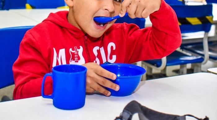 Almoço garantido nas Escolas Municipais durante férias em Linhares