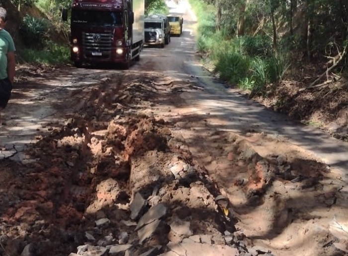 Estrada do Farias interditada para obras de recuperação