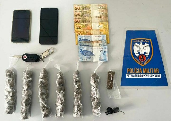 Ocupantes de carro são detidos com droga no S. José. Um deles estava com mandado em aberto