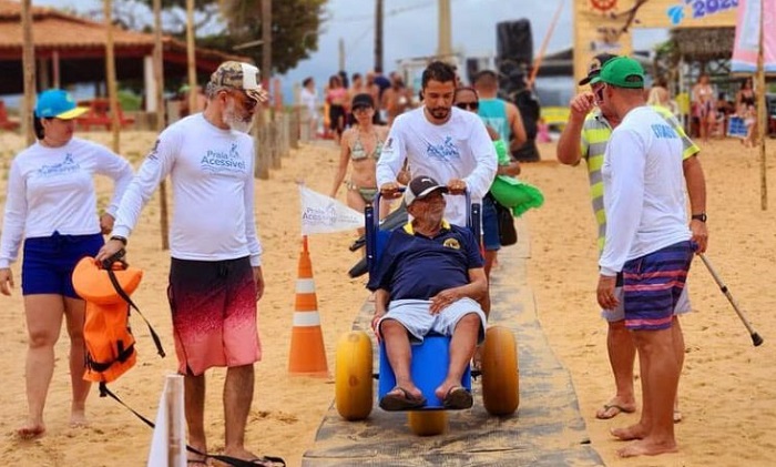 Banho de mar garantido para deficientes em Pontal do Ipiranga no Carnaval