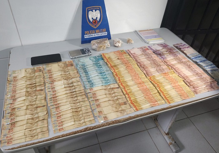 Mandado: Waister é preso pela PM com quase R$ 6 mil e 250g de crack em Linhares