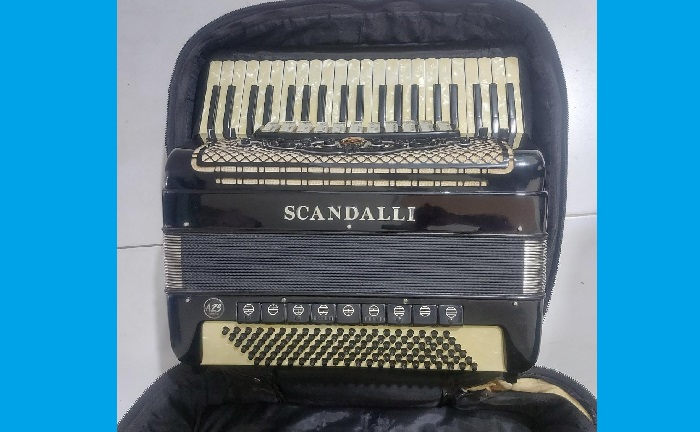 Acordeon avaliado em mais de R$ 60 mil é recuperado em Linhares