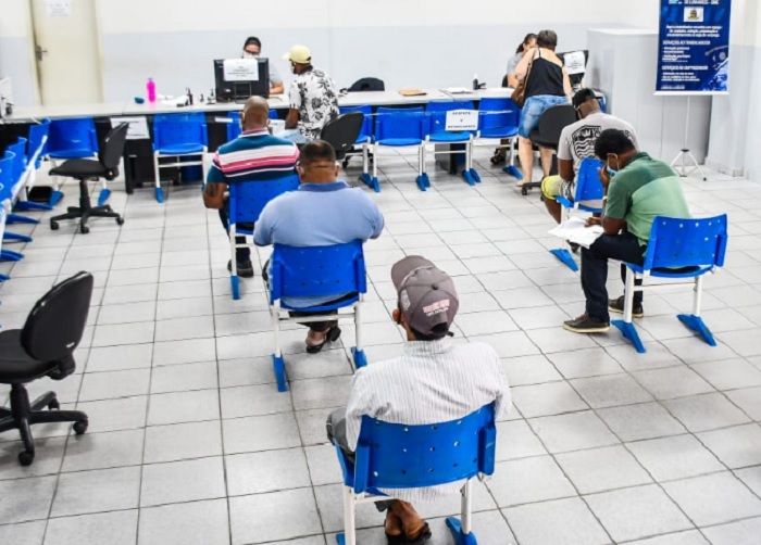 Hoje tem 284 vagas de emprego no Sine Linhares