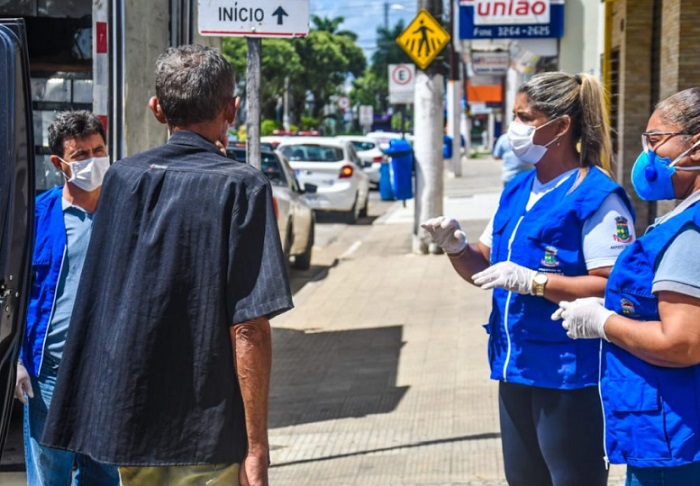 Frio: Intensificado acolhimento às pessoas em situação de rua em Linhares. Saiba como ajudar