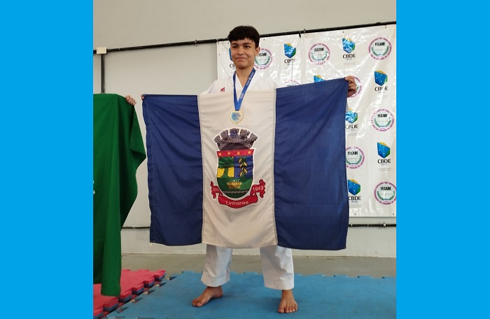 Erick faz bonito no Karatê, e representará Linhares na final nacional dos Jogos Estudantis