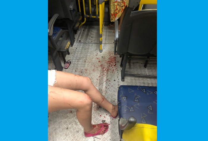 Dois esfaqueados dentro de ônibus em Linhares