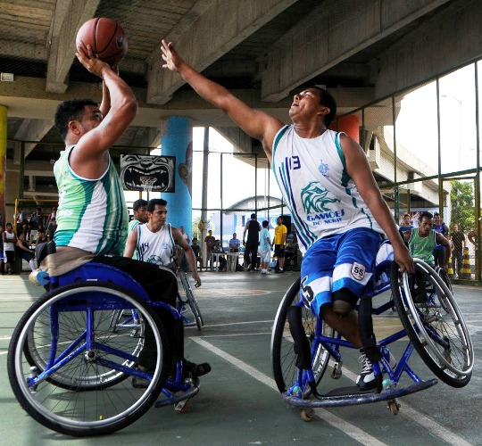 Basquete: disputa entre ES X BA marcará entrega de cadeiras de rodas especiais para ADEFIL