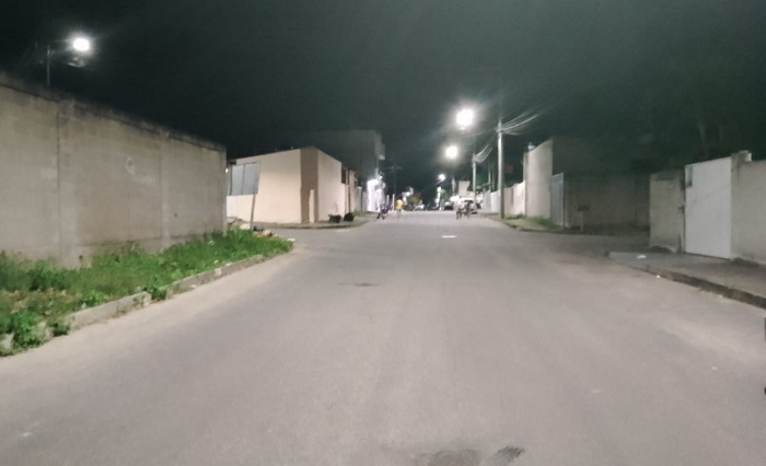 Quadrilha rende mulher e rouba Uno Vivace em Linhares