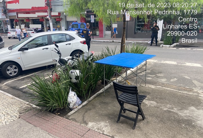 Ambulante detido em ação da GCM em pontos denunciados no Centro de Linhares