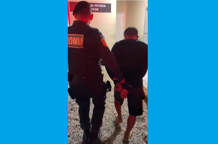 Homem é flagrado furtando cueca em loja no Centro de Linhares